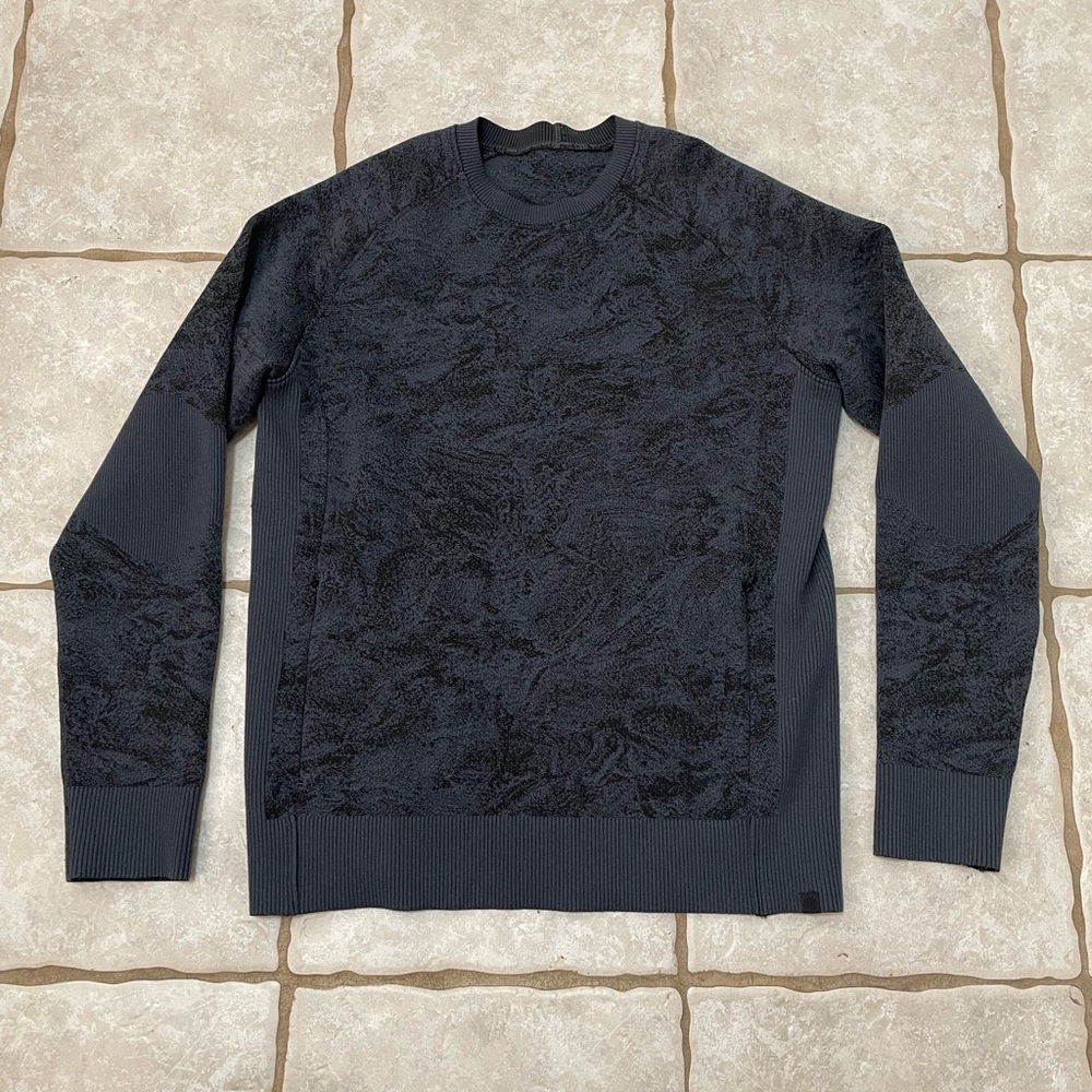 RARE!! Lululemon End State Pullover Size XL